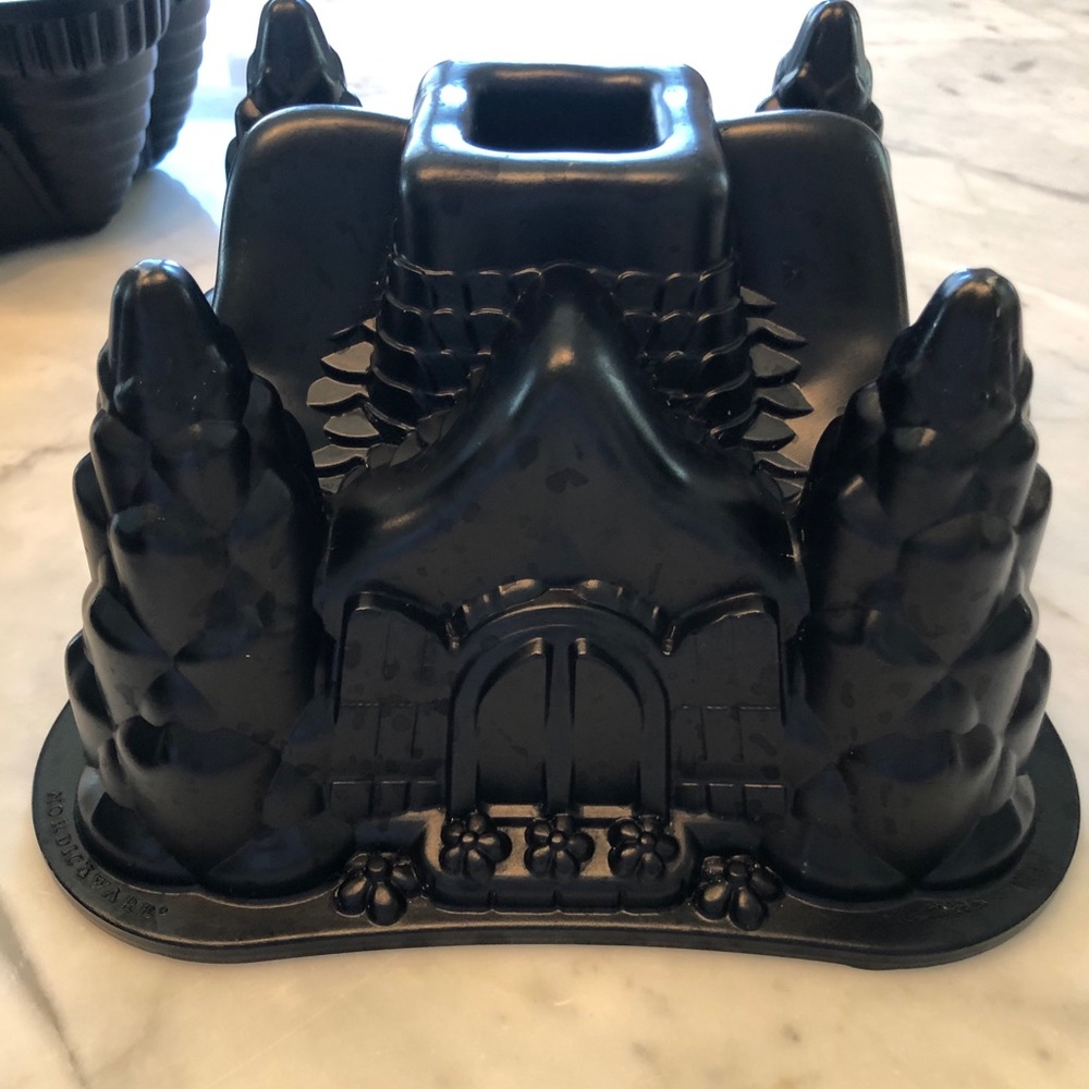 Nordic Ware Fairytale Cottage Bundt